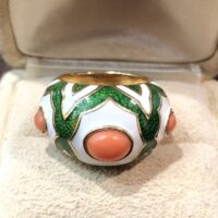 Van Cleef & Arpels 1970 bague email et corail – Image 2