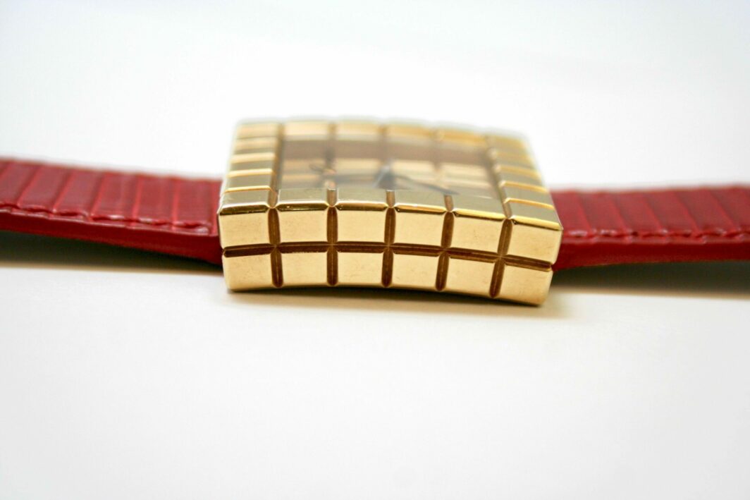 Chopard Ice Cube Gold and Leather Watch - Image 2