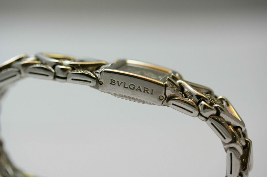 Bvlgari Trika Diamonds Watch - Image 10