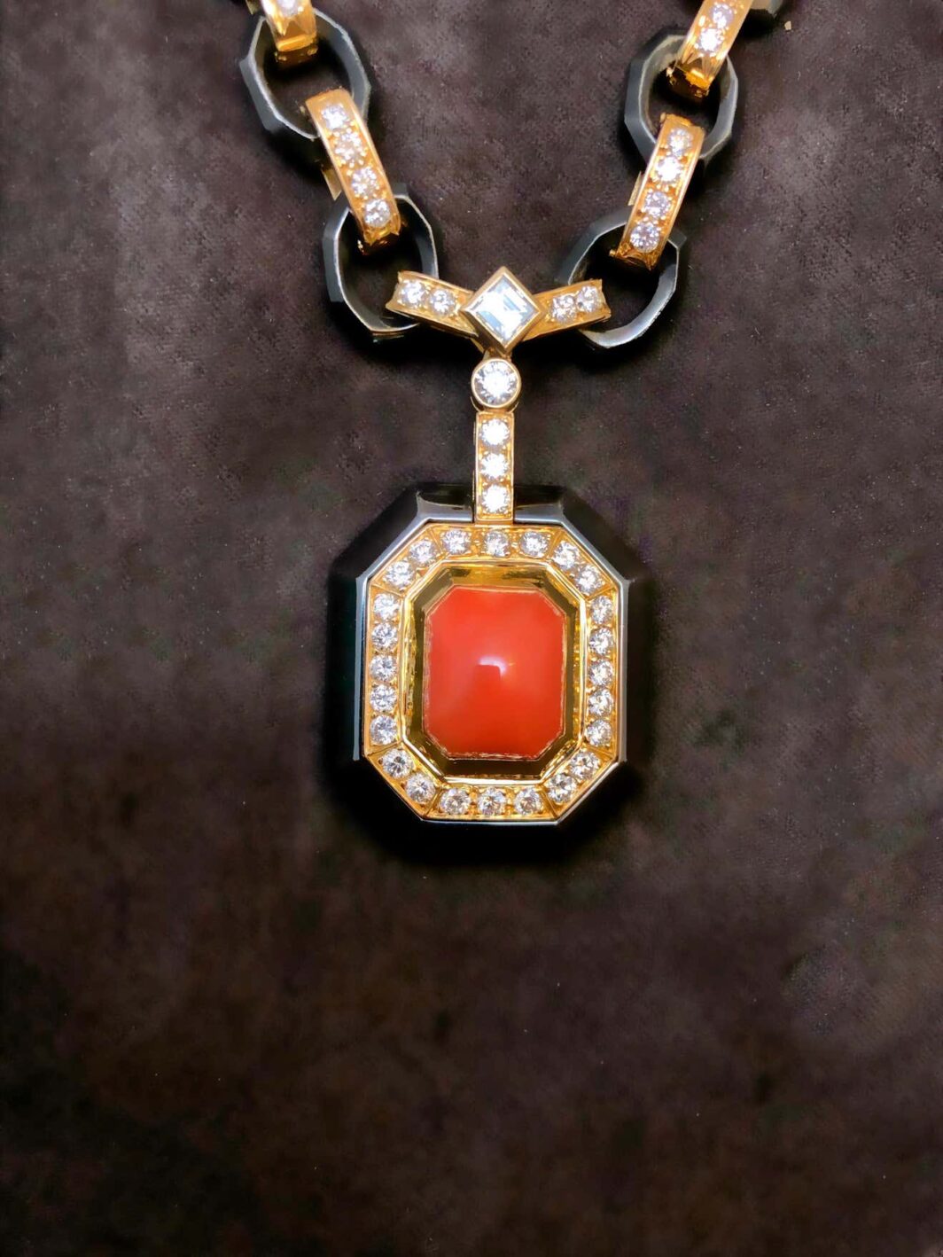 Collier Poiray corail et diamants – Image 3