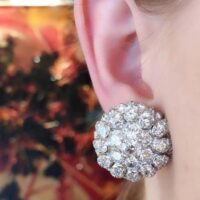 Boucles d'oreilles or blanc et diamants 1950 – Image 4