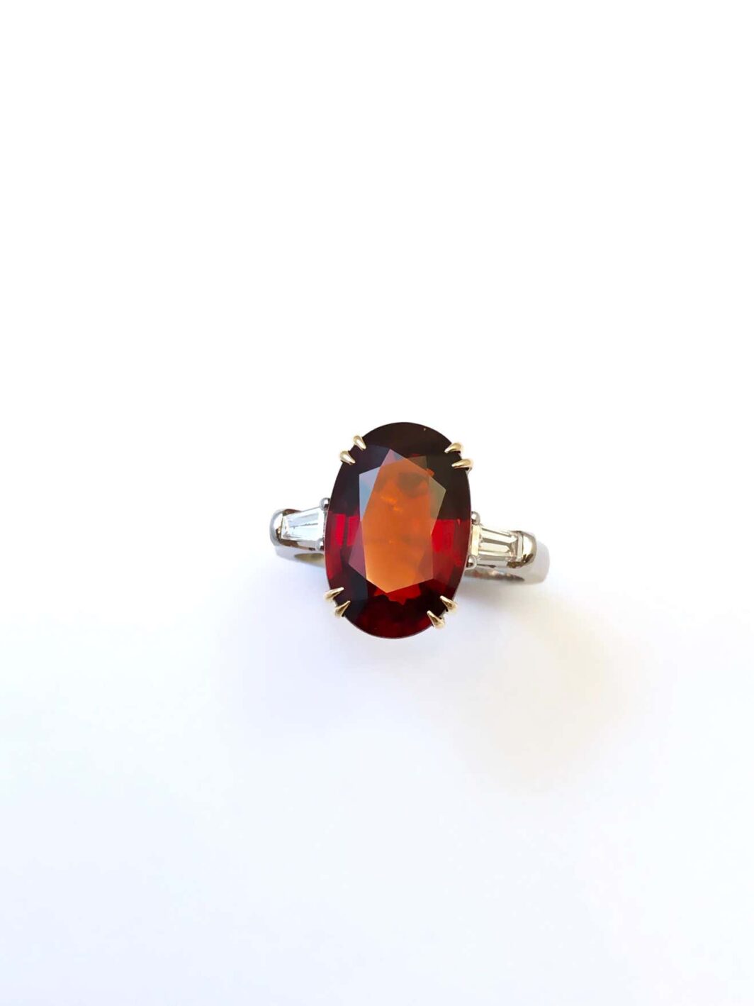 Very Rare Untreated 6.39 Carat Clinohumite and Diamonds Ring - Image 6